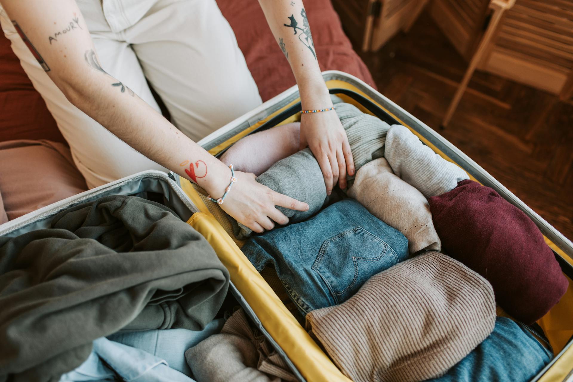 Can the Spiritual Meaning of Packing Clothes in a Dream