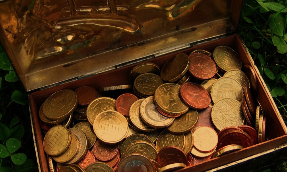 Spiritual significance of finding coins in your dreams